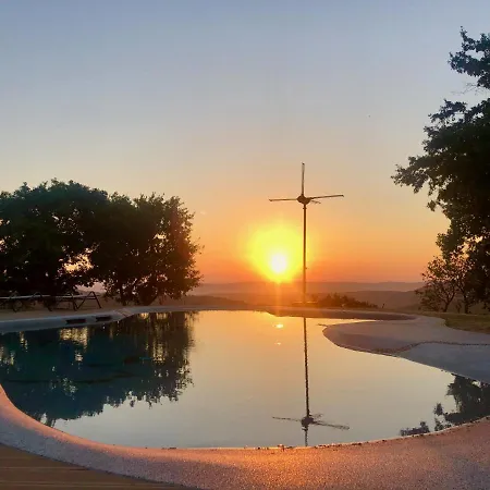 Çiftlik konaklama Vin - Wine And Montieri