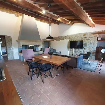 Çiftlik konaklama Vin - Wine And Montieri